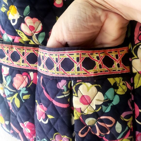 Vera Bradley Floral Quilted Cotton Shoulder Bag Adjustable Strap Front Pockets - Picture 2 of 14